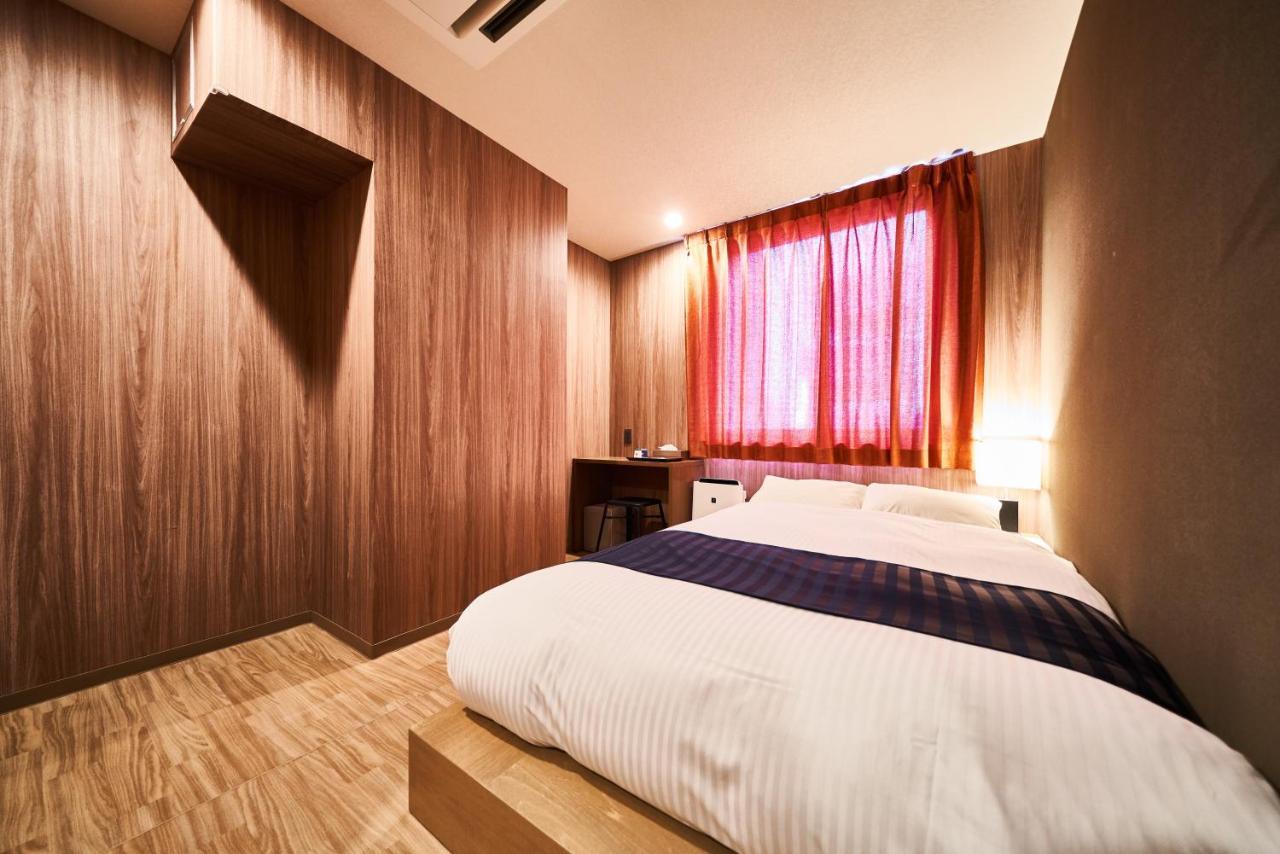 &And Hostel Shinsaibashi East Осака Экстерьер фото